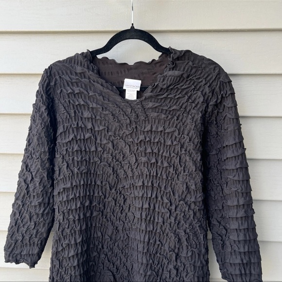 Haystack Waffle Textured Top Black 3/4 Sleeves V-neck Women's Size M - Picture 2 of 16